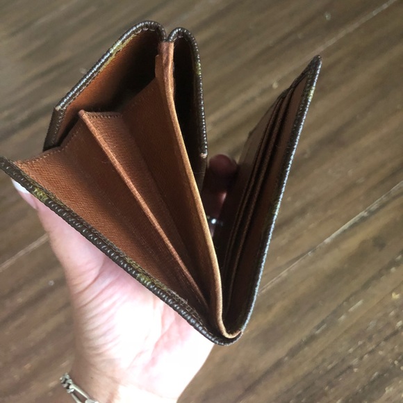 LV Vintage wallet*SOLD - Picture 5 of 8